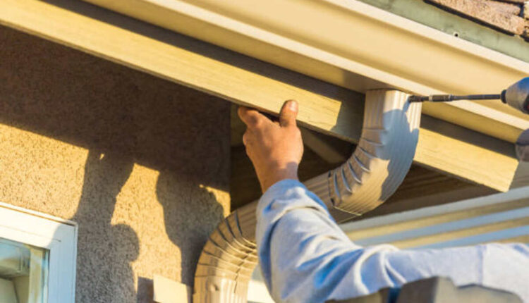 How to choose15463 Eavestrough Repair Professionals