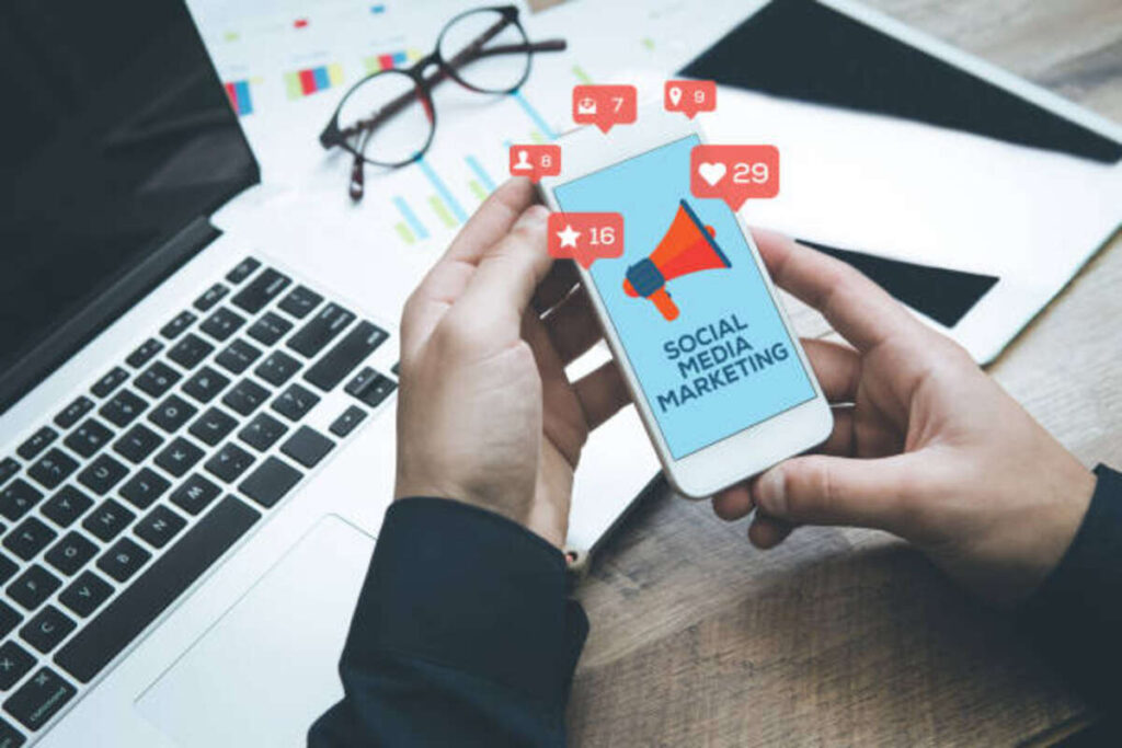 How to pick a Budget SMM Screen