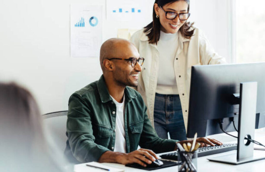 Improving Collaboration with Digital Work place Apps