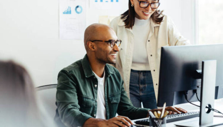 Improving Collaboration with Digital Work place Apps